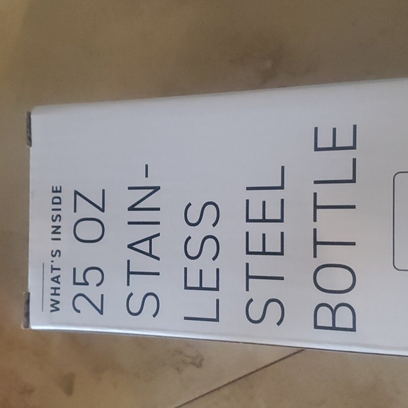 25 oz Stainless Steel Water Bottle - Picture 4 of 4
